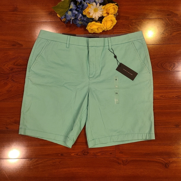 Tommy Hilfiger Mint Shorts Size 16 - Picture 1 of 7